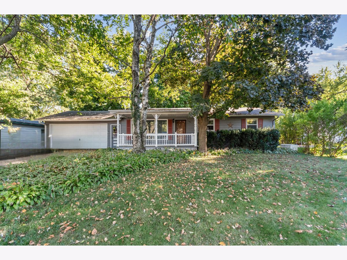  Sold Waterman Illinois, 225 Mckinley