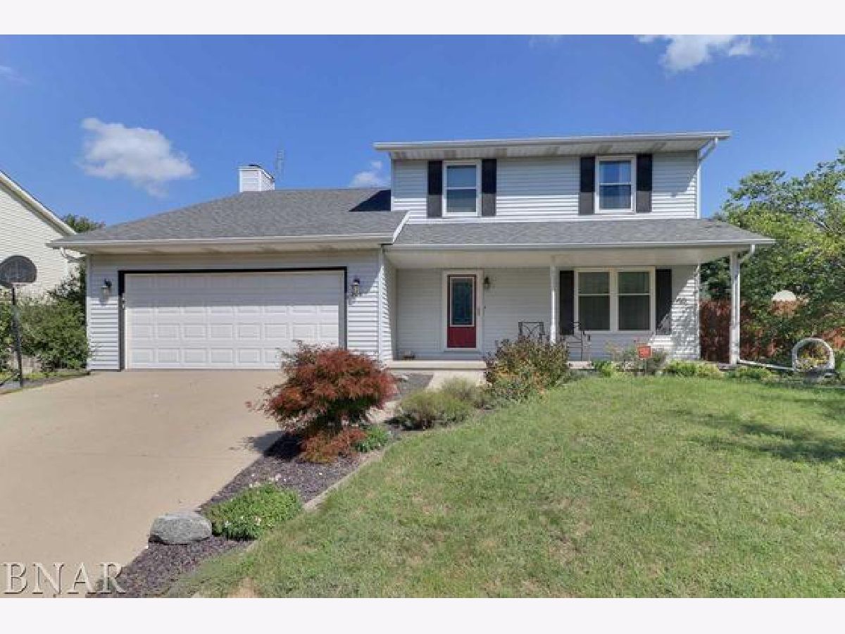 Homes & Condos & Townhomes Sold Carriage Hills Normal Illinois, 706 Landau