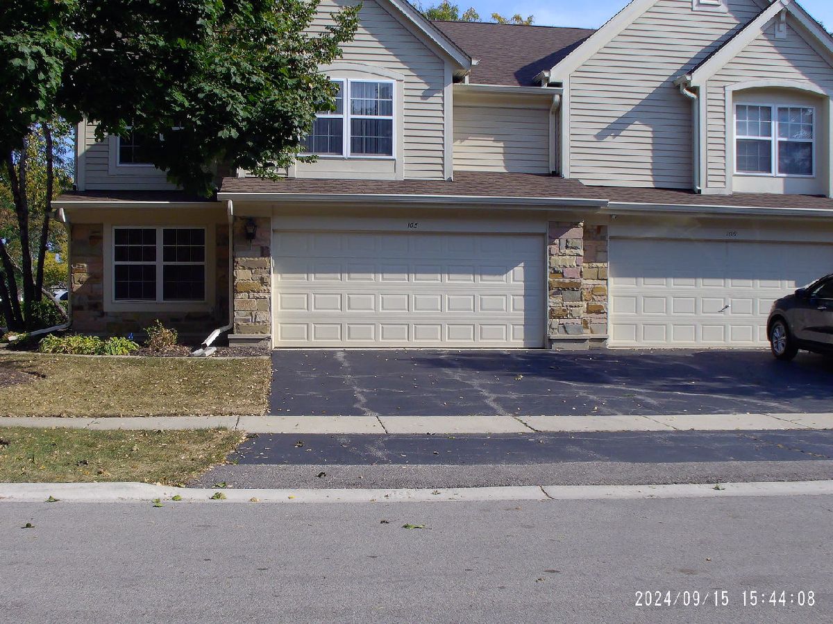 Townhomes & Condos Rented Towne Place West Schaumburg Illinois, 105 Crescent