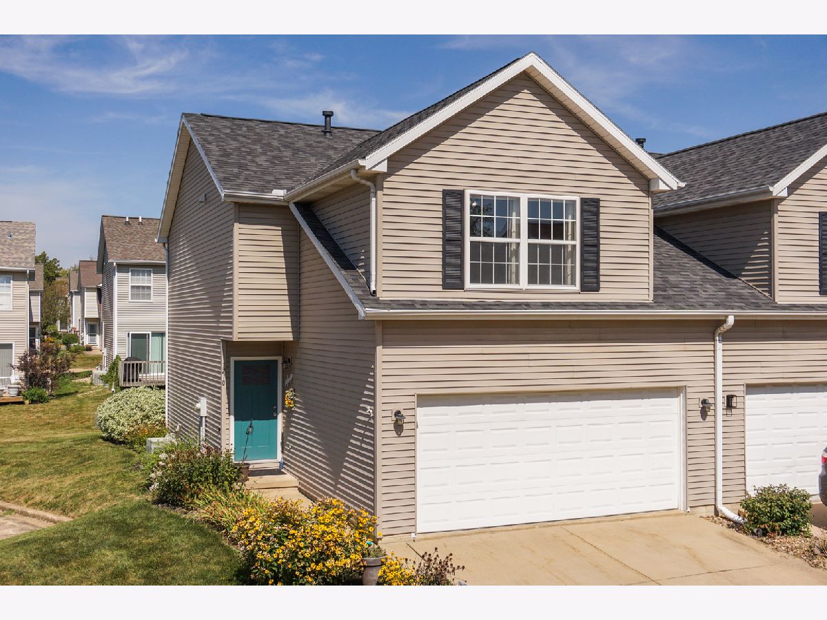 Condos & Townhomes & Homes Sold Links Landing Bloomington Illinois, 1210 Butler