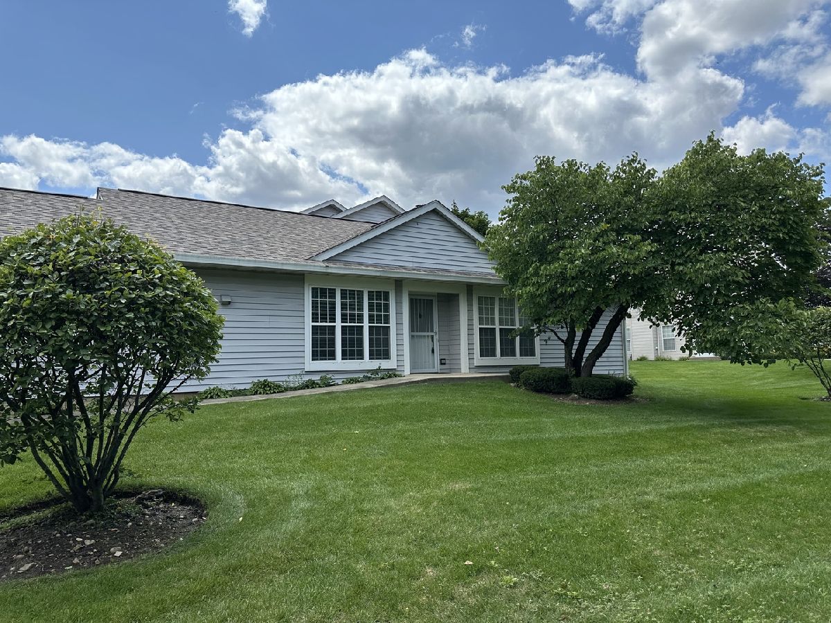 Townhomes Rented Sienna Pointe Cary Illinois, 803 Harper