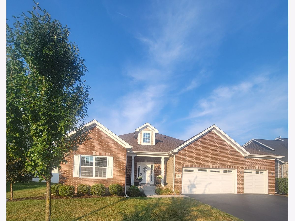 Homes Sold Springbank Plainfield Illinois, 16415 Mueller