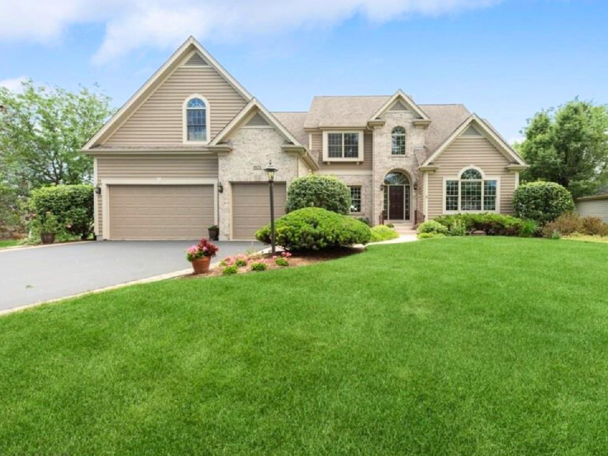 Homes Rented Turnberry Of Lakewood Lakewood Illinois, 9575 Nicklaus
