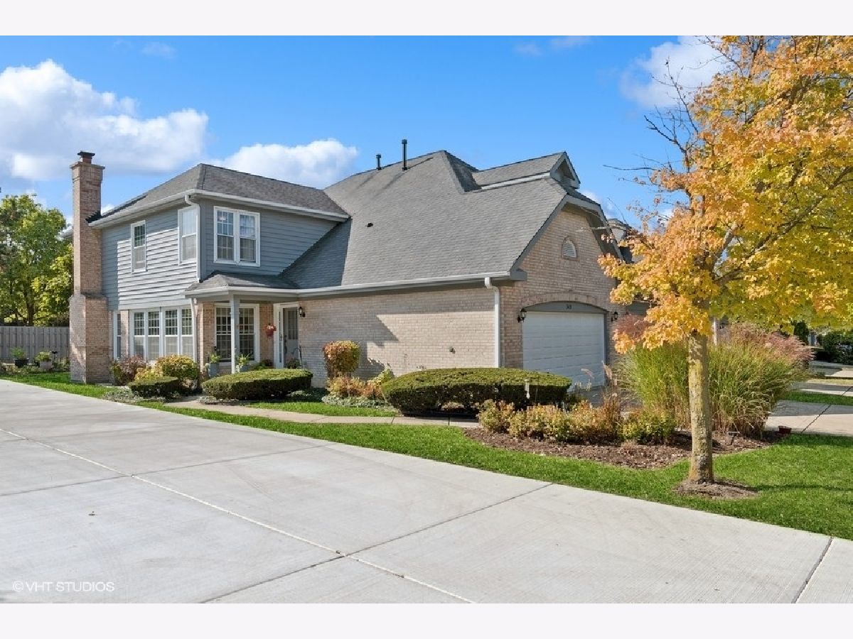 Townhomes & Homes Sold Bloomfield Club Bloomingdale Illinois, 310 Wentworth