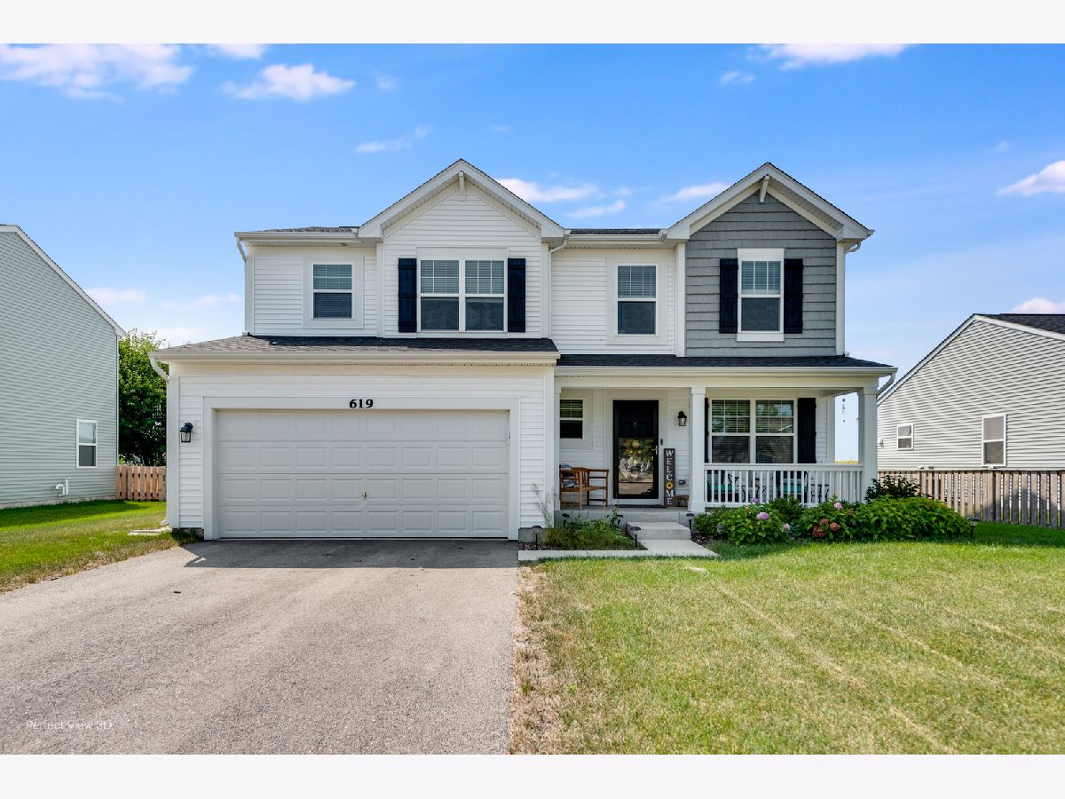 Homes & Condos & Townhomes Sold Lakewood Springs Club Plano Illinois, 619 Hemmingsen