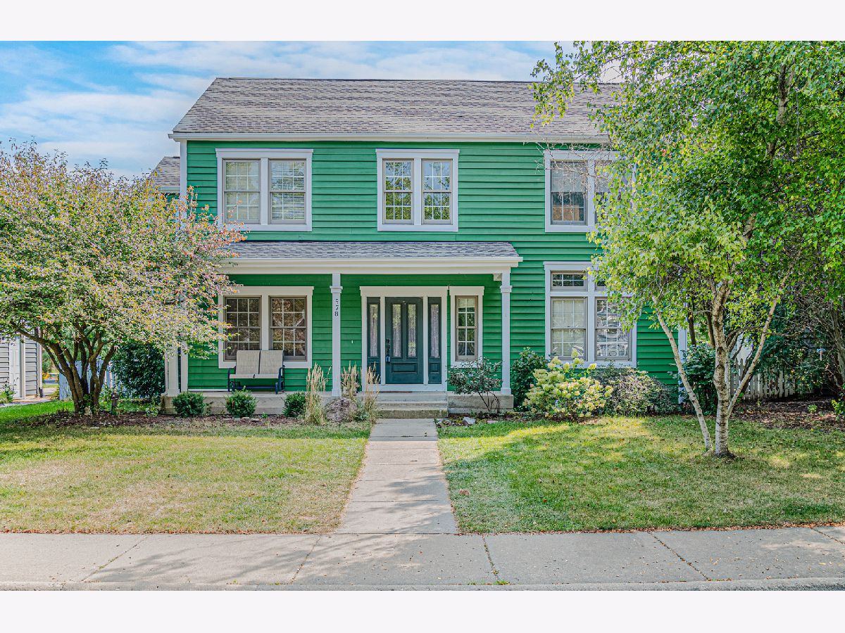 Homes & Townhomes Sold Washington Village Grayslake Illinois, 978 Mount Vernon