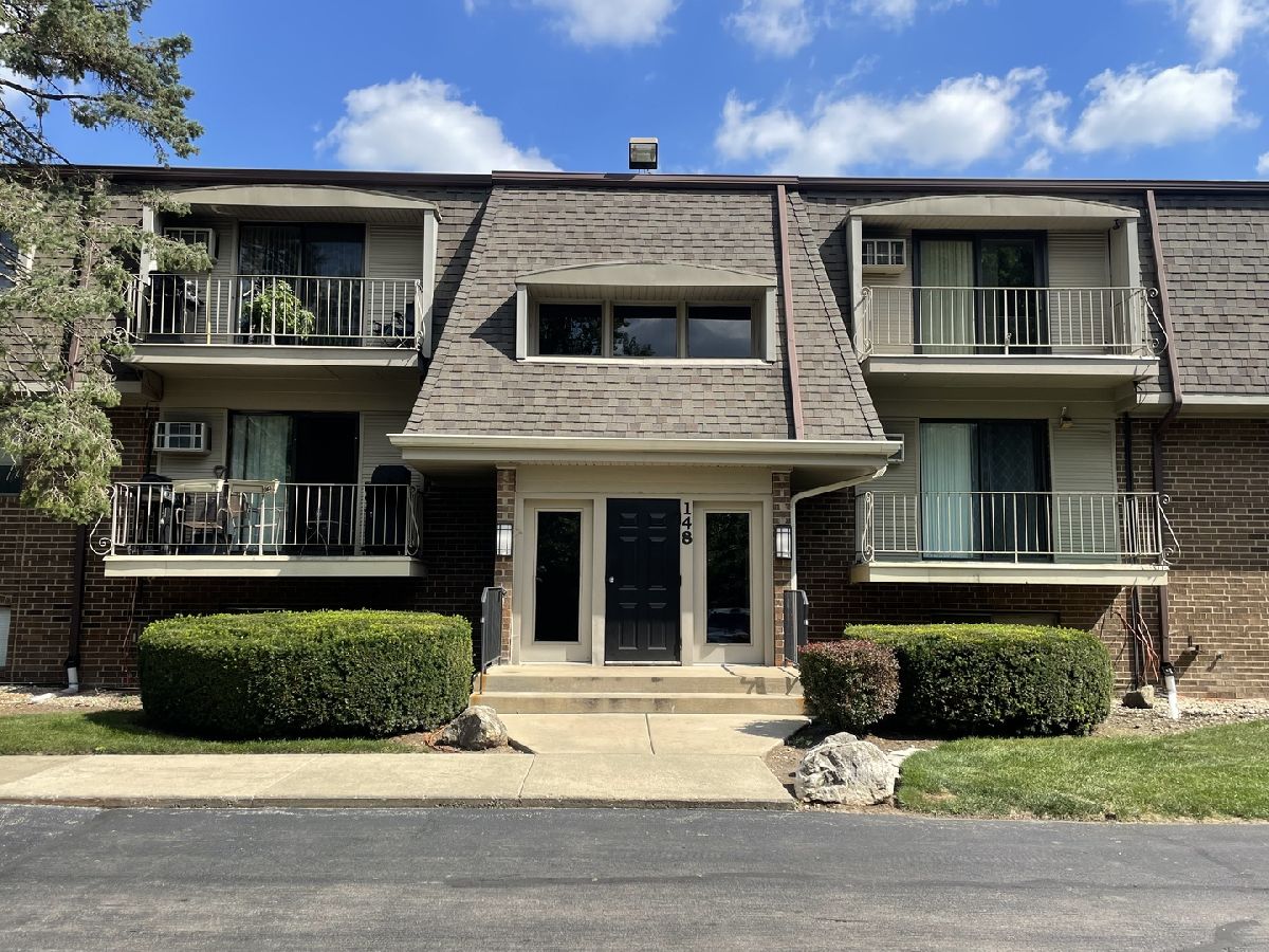 Condominiums Rented Olive Trees Naperville Illinois, 148 Bailey