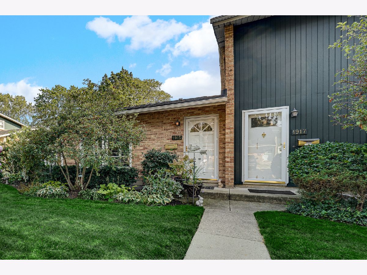 Townhomes Sold Willow Hill Northfield Illinois, 1915 Willow Hill