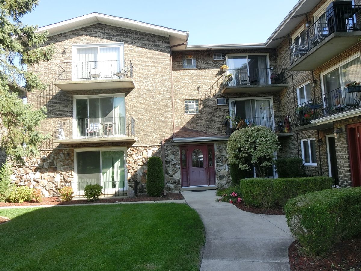 Condos & Townhomes & Homes Sold Evergreen Orland Park Illinois, 8932 140th