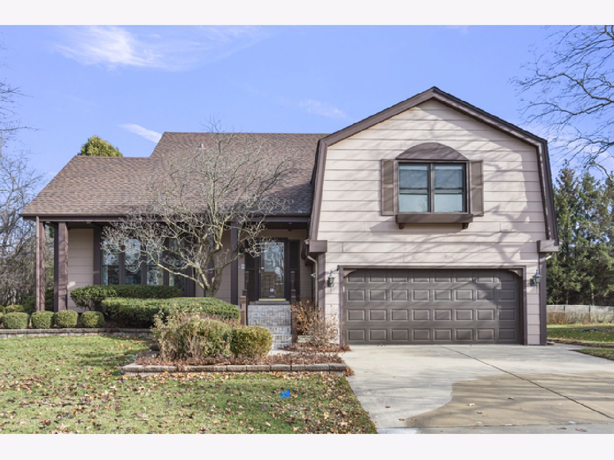 Homes Rented Huntington Northbrook Illinois, 1341 Wessling