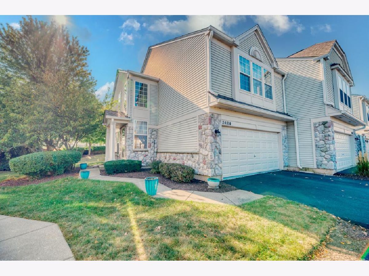 Homes & Townhomes & Condos Sold Auburn Lakes Plainfield Illinois, 24814 Gates