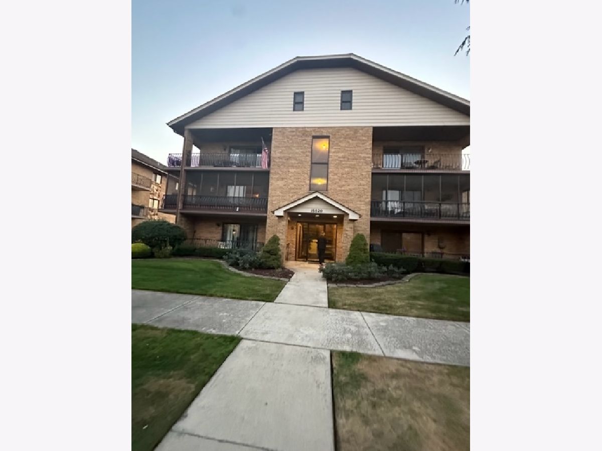 Condominiums & Homes Rented Cherry Creek Tinley Park Illinois, 16820 81st