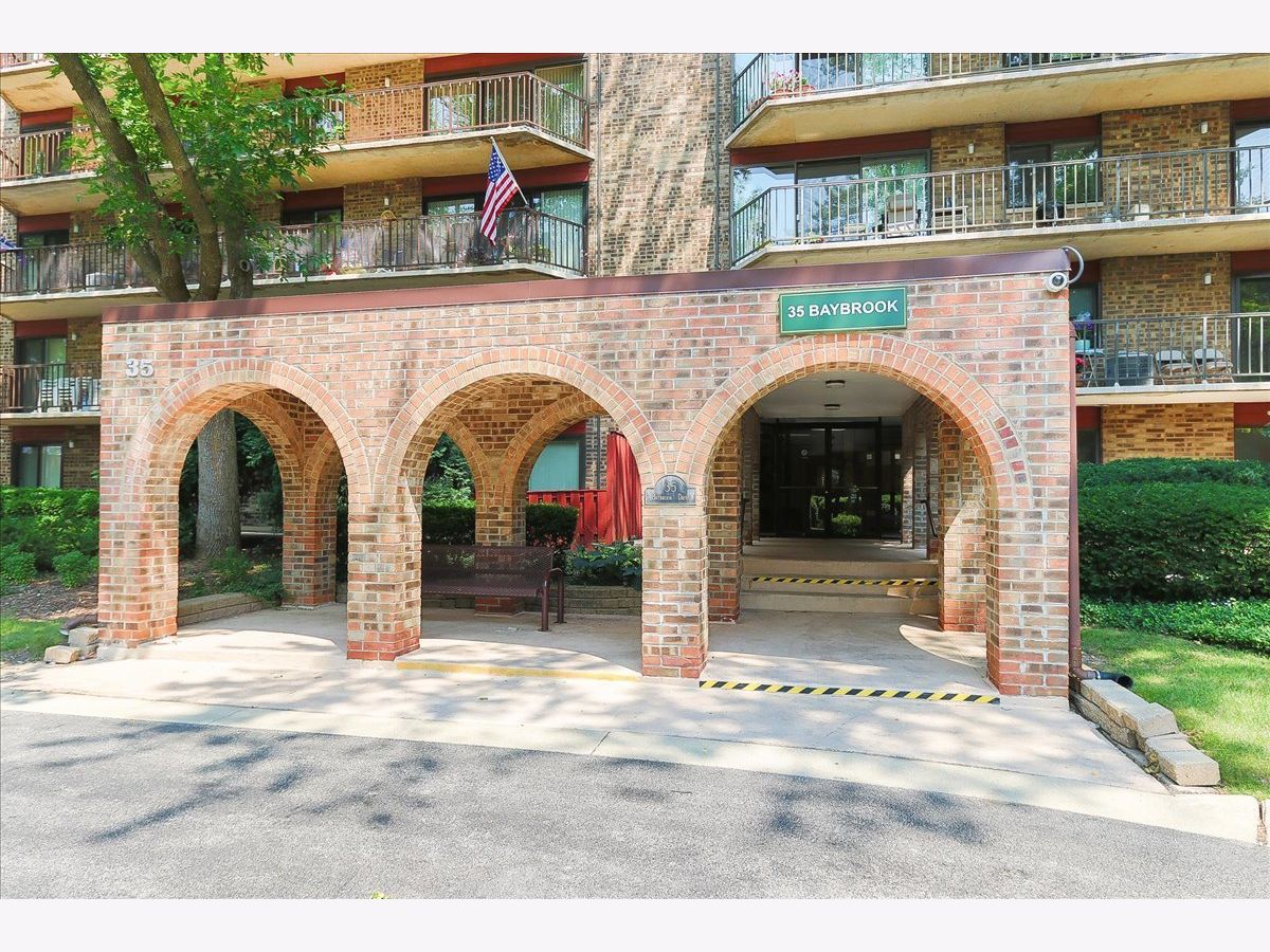 Condominiums Sold Baybrook Palatine Illinois, 35 Baybrook