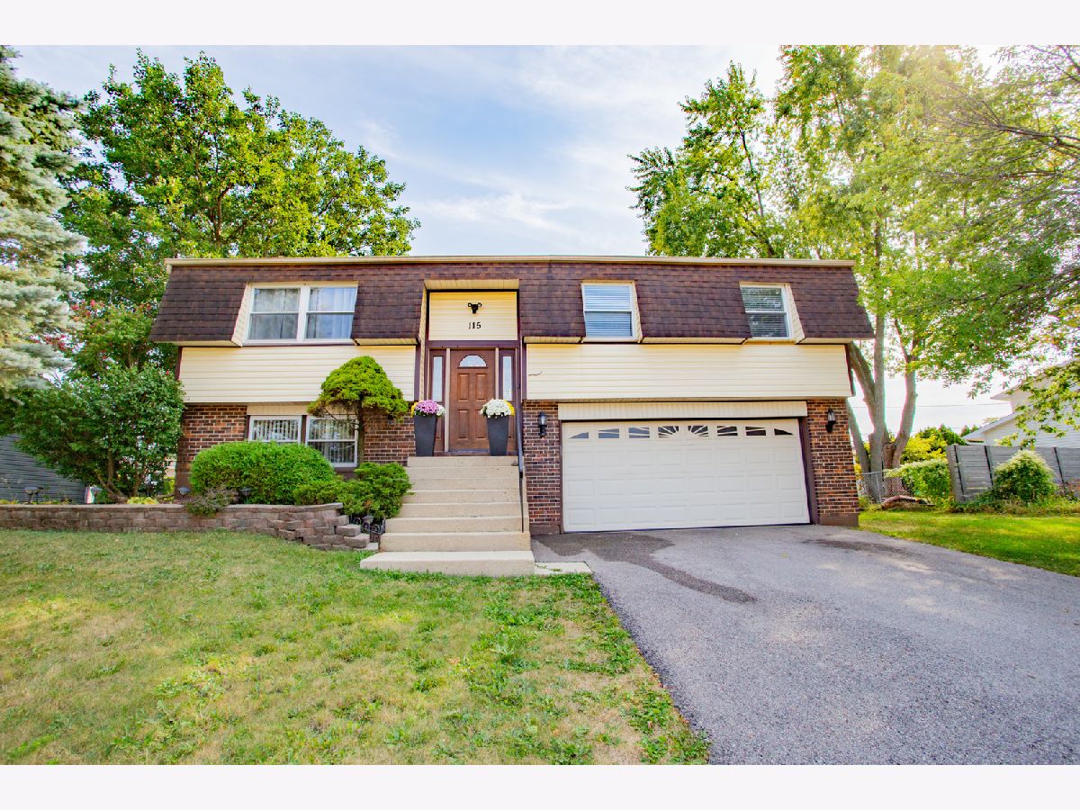 Homes Sold Pheasant Ridge Glendale Heights Illinois, 115 Placid