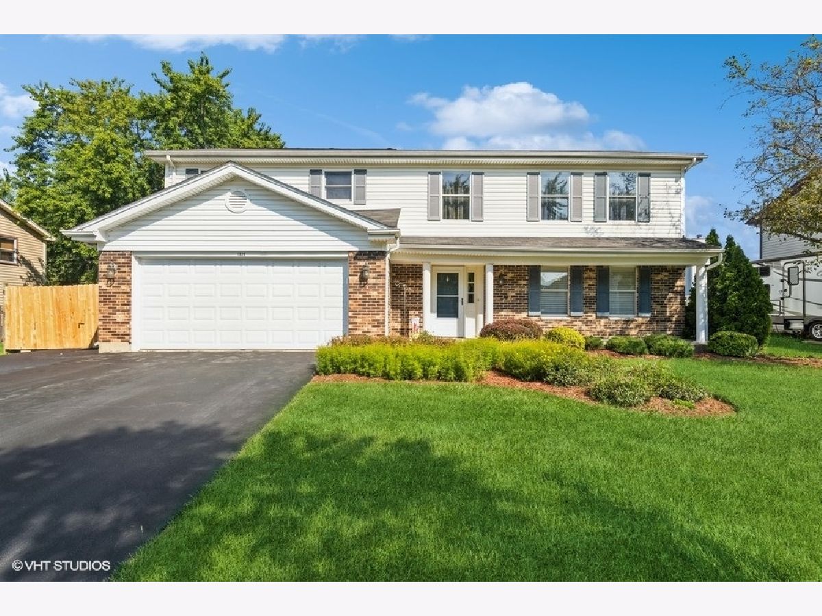 Homes & Condos & Townhomes Sold Spring Creek Farms Algonquin Illinois, 1320 Old Mill