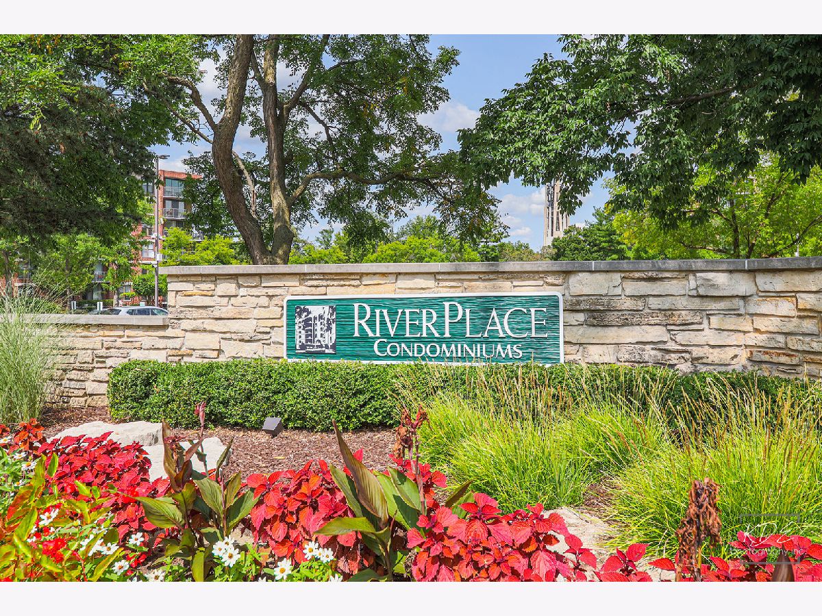 Condominiums Sold Riverplace Naperville Illinois, 511 Aurora