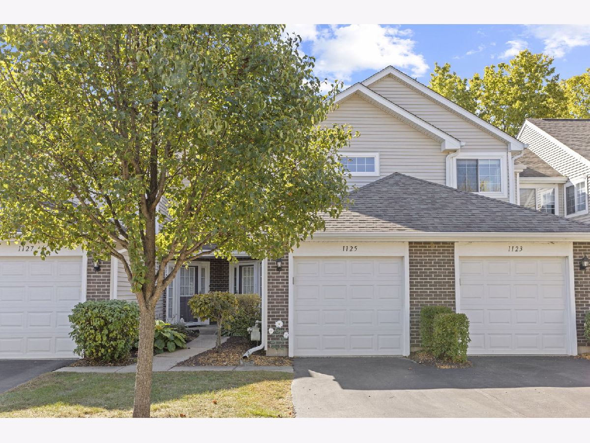 Townhomes & Condos Sold Cambria Lombard Illinois, 1125 Addison