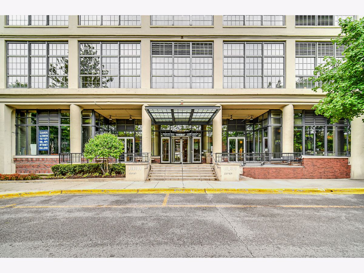 Condominiums Rented Domain Lofts Chicago Illinois, 900 Kingsbury