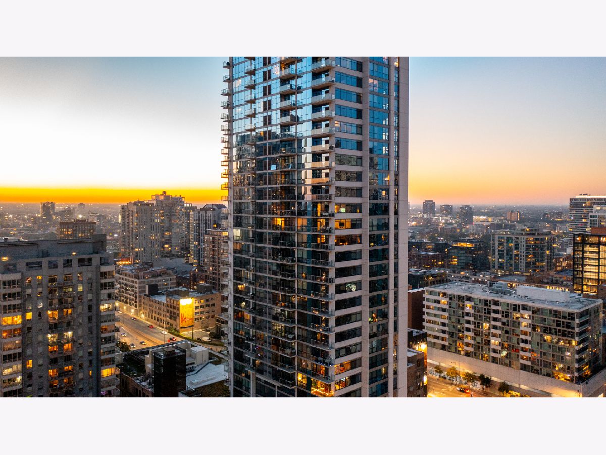 Condominiums Sold Silver Tower Chicago Illinois, 303 Ohio