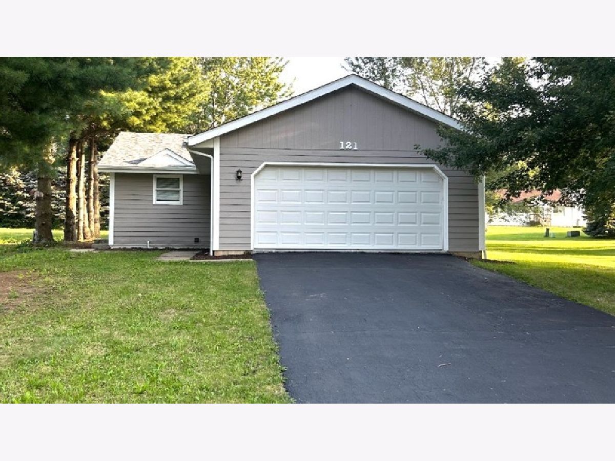 Homes Sold Candlewick Lake Poplar Grove Illinois, 121 Galleon Run