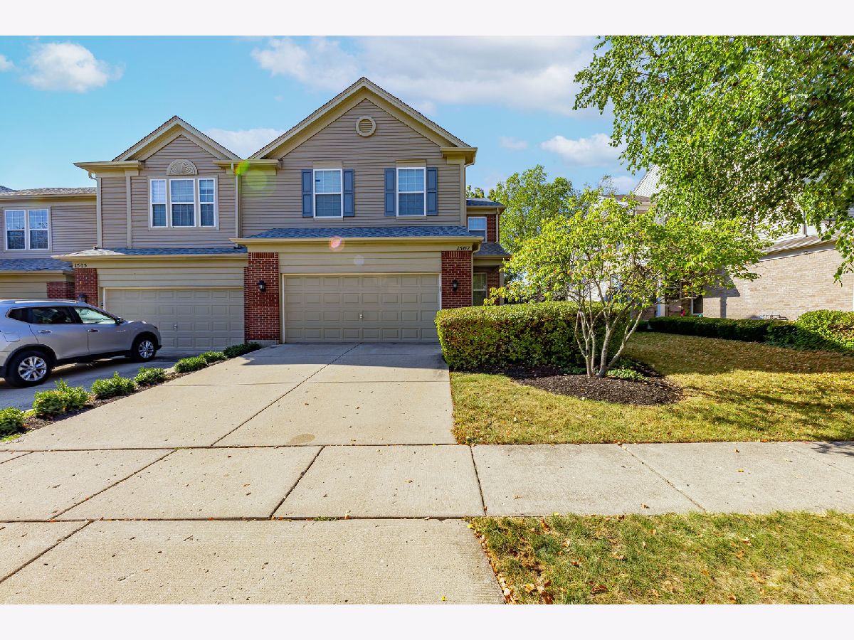 Townhomes & Condos Sold Forest Ridge Streamwood Illinois, 1507 Yellowstone
