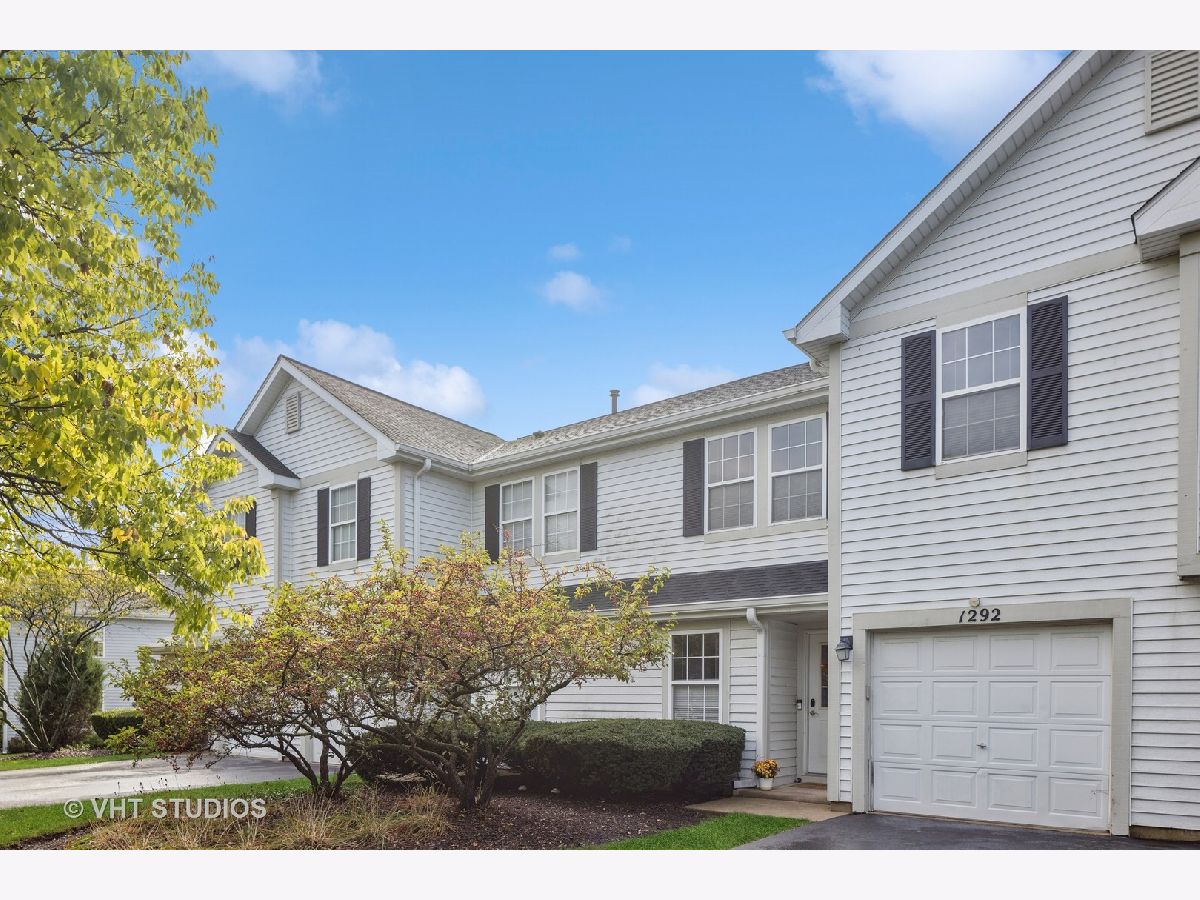 Townhomes Sold Estes Park Naperville Illinois, 1292 Whispering Hills