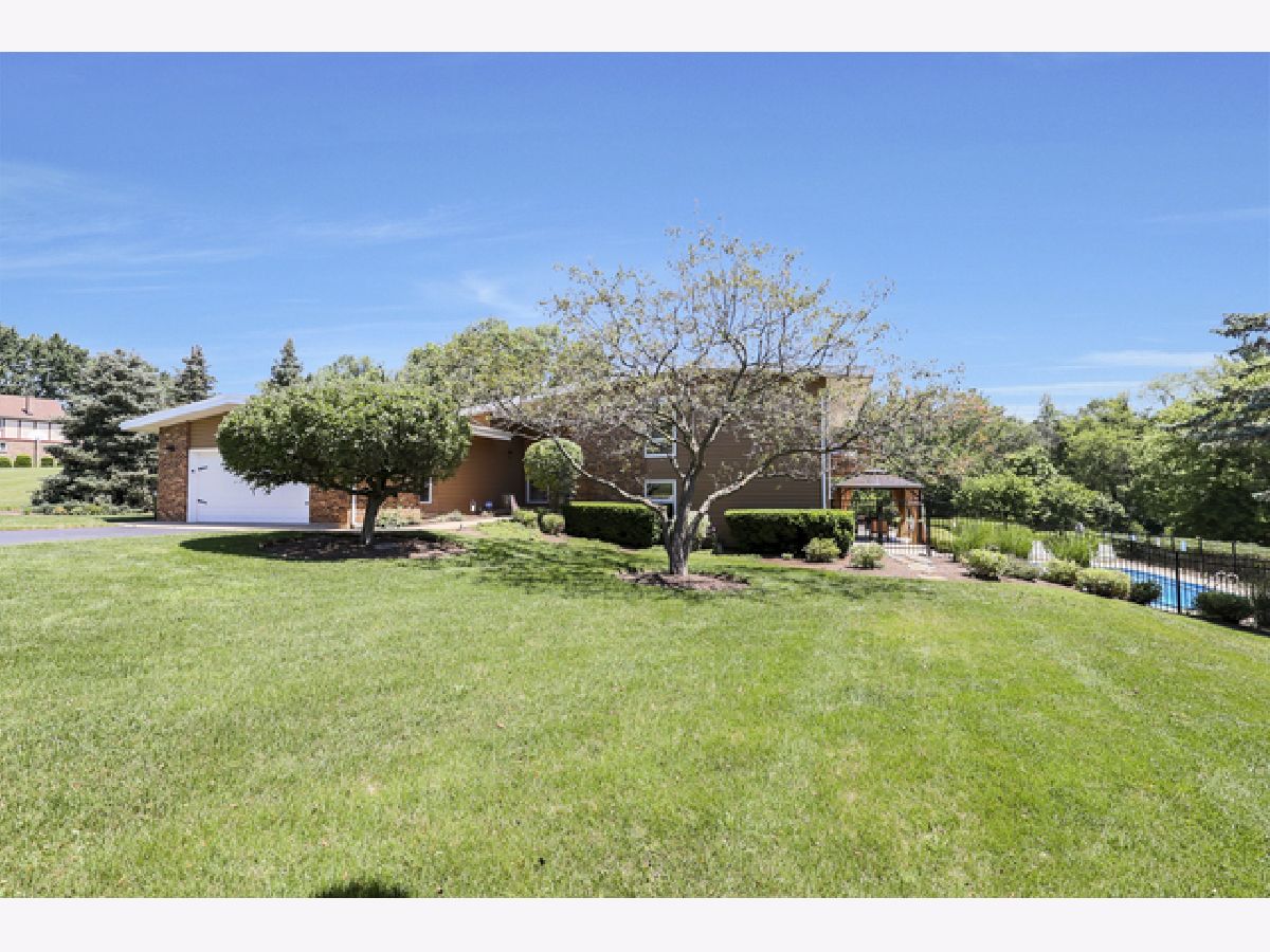 Homes Sold Val Mar Estates Mchenry Illinois, 1402 Appaloosa