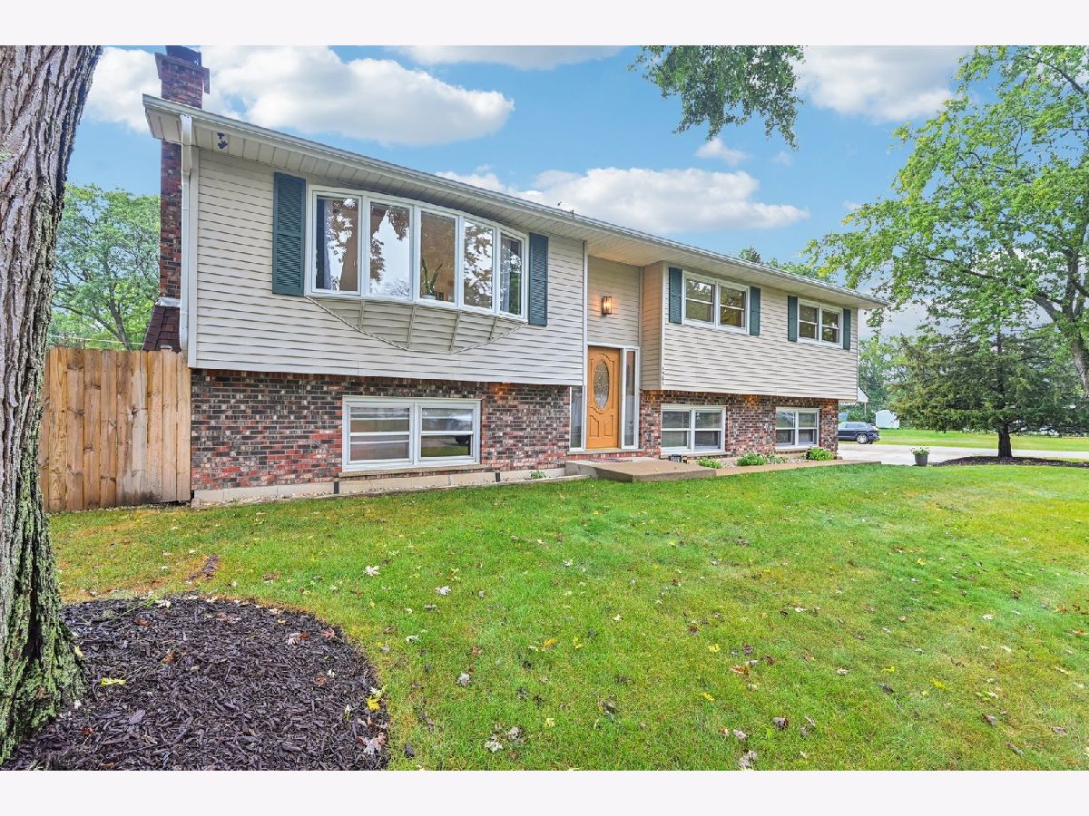 Homes Sold Lakeland Shores Mchenry Illinois, 4901 Bonner