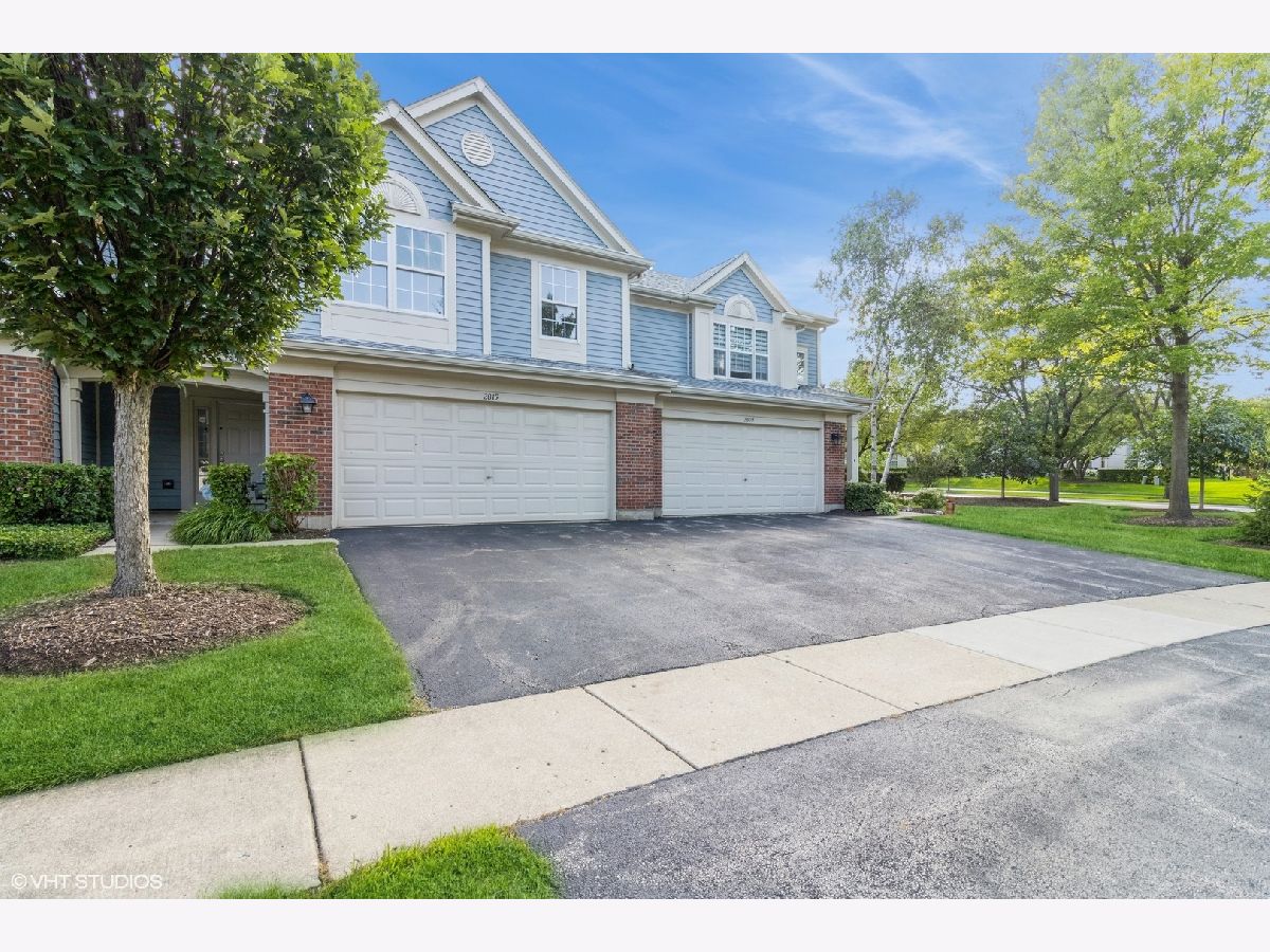 Townhomes & Condos Sold Towne Place West Schaumburg Illinois, 2815 Adams