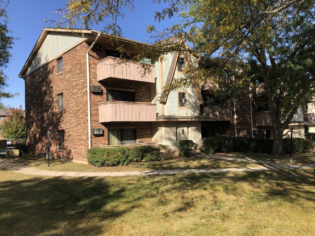 Condos & Townhomes Sold The Willows Vernon Hills Illinois, 15 Echo