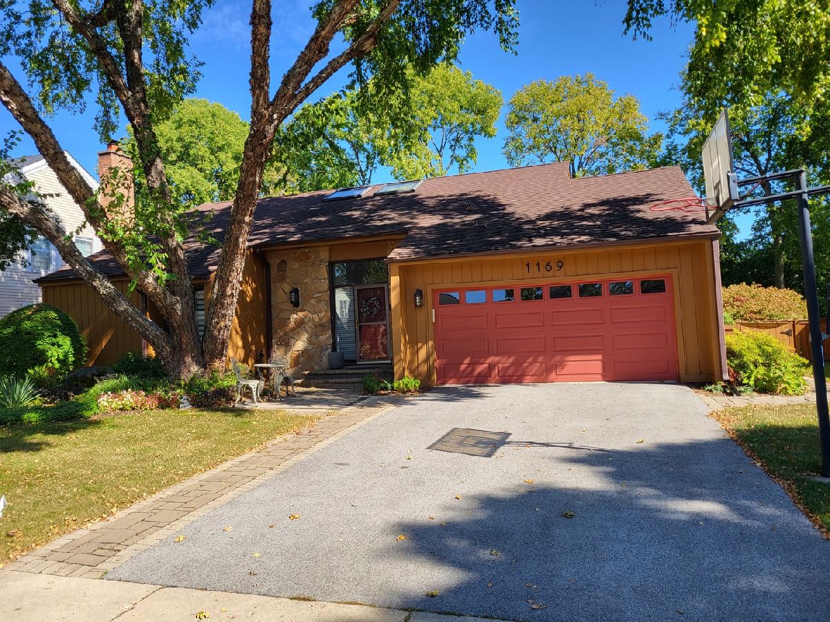 Homes Rented Yorkshire Manor Naperville Illinois, 1169 Brighton