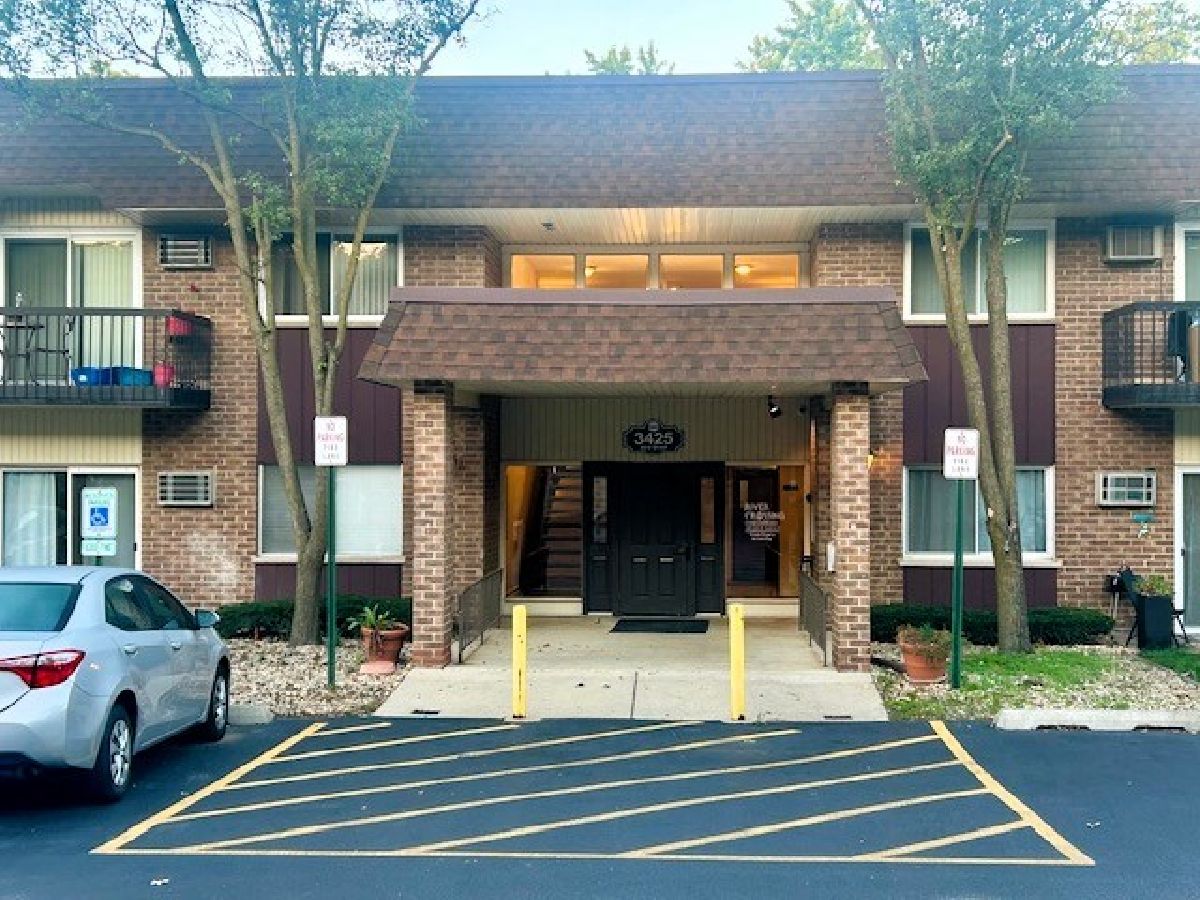 Condominiums Sold River Crossing Woodridge Illinois, 3425 83rd
