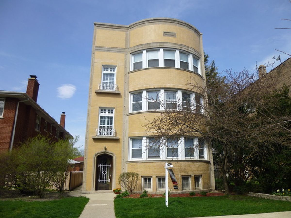  Rented Evanston Illinois, 8906 Ewing