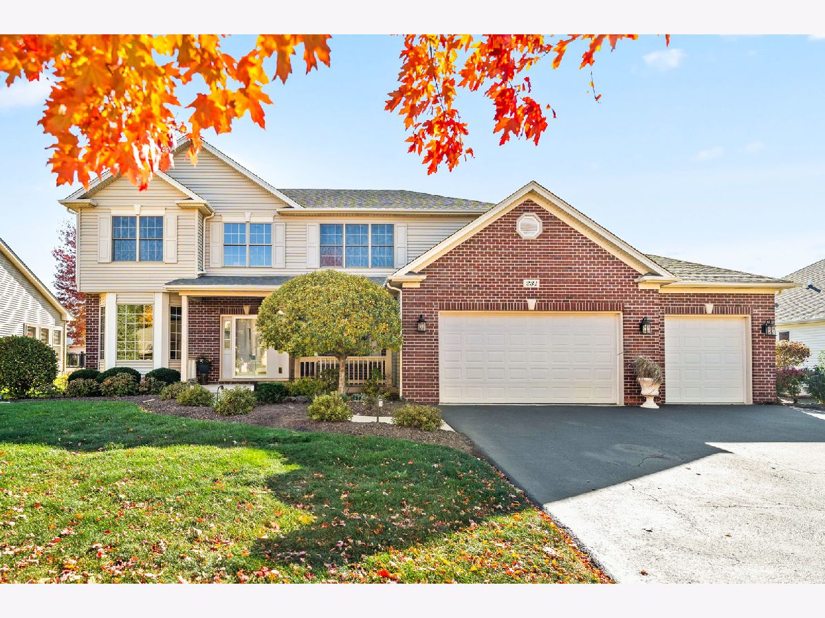 Homes & Condos & Townhomes Sold Hampshire Meadows Hampshire Illinois, 231 Red Hawk