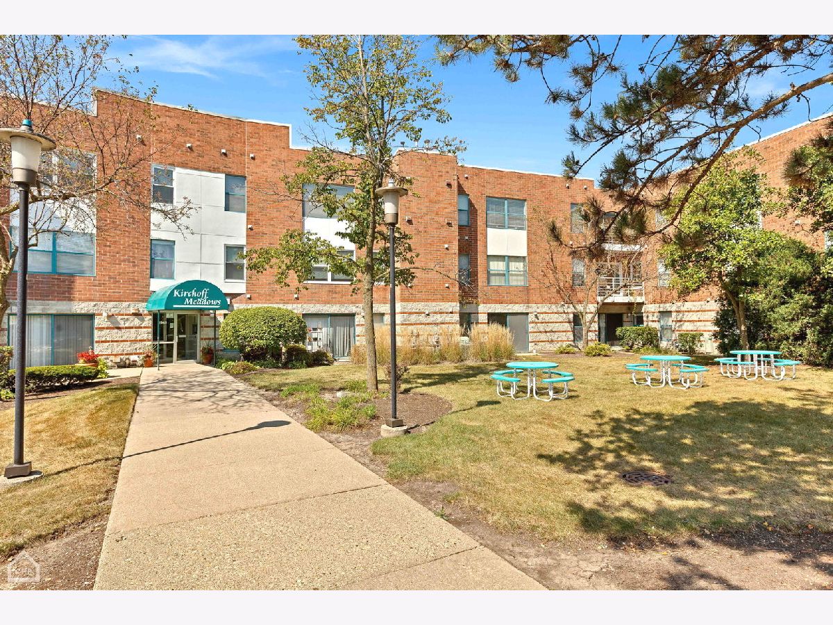 Condos & Townhomes & Homes Sold Kirchoff Meadows Rolling Meadows Illinois, 3265 Kirchoff