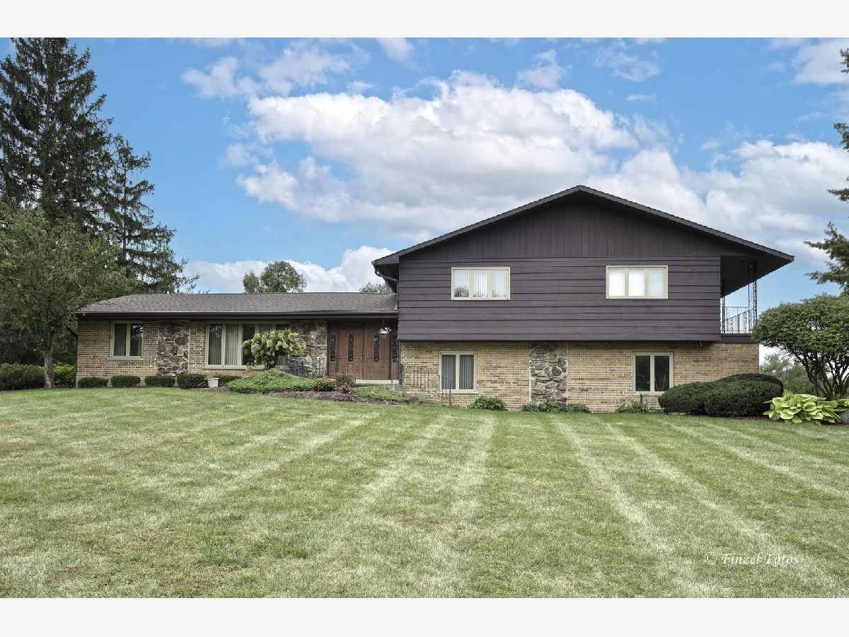 Homes Sold Sherwood Oaks Elgin Illinois, 1115 Robinhood