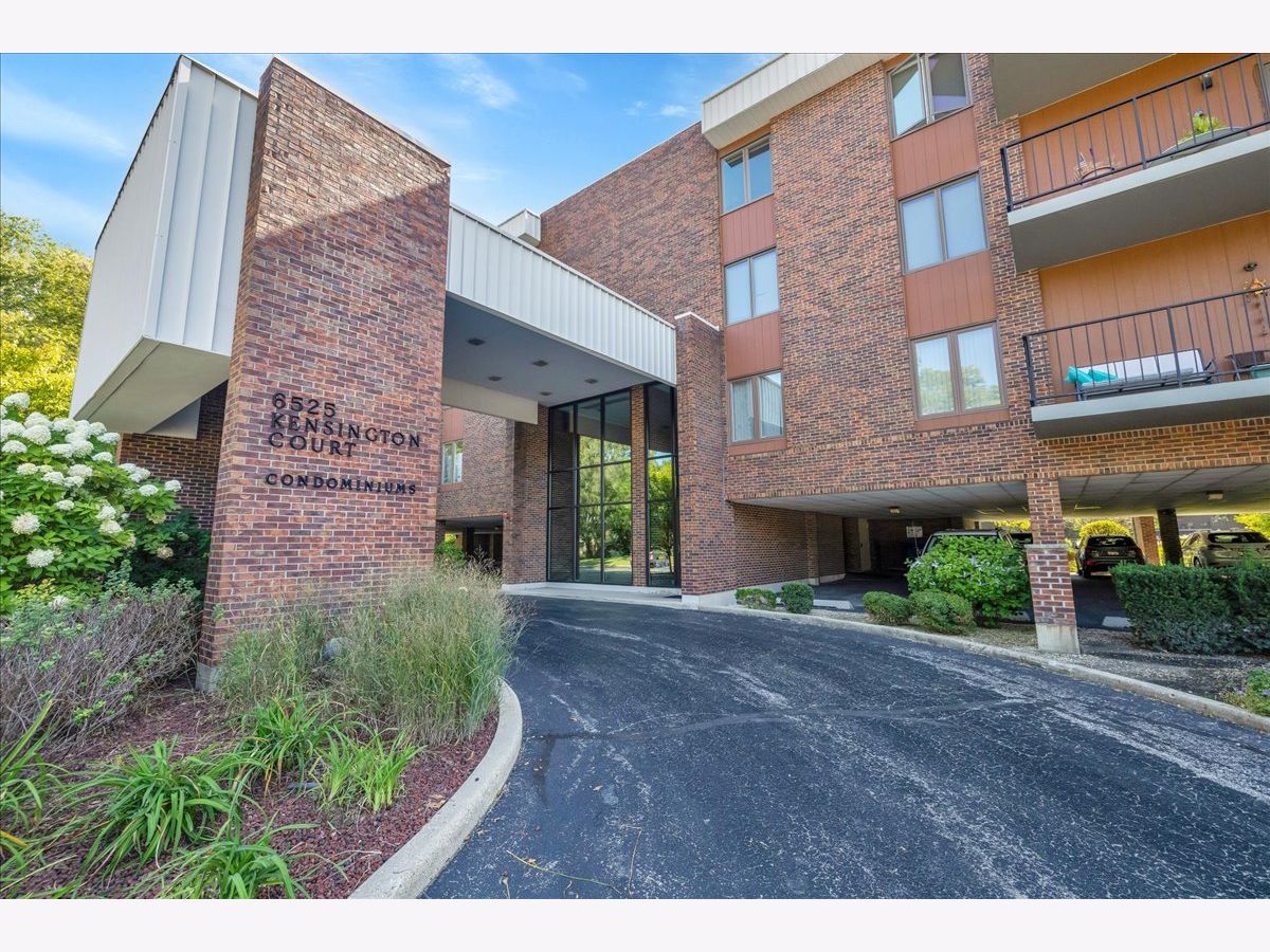 Condominiums Sold Kensington Courts Downers Grove Illinois, 6525 Main