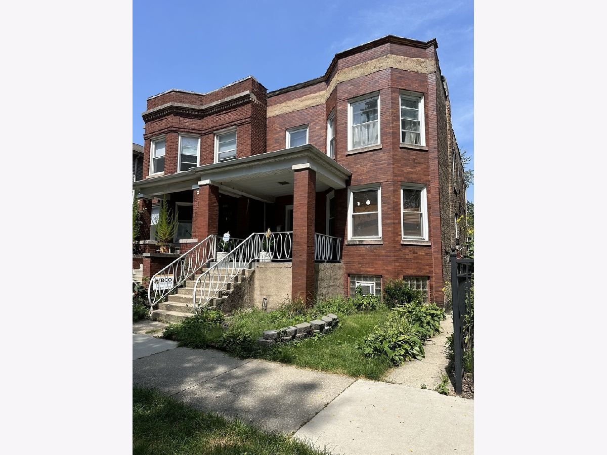 Homes & Condos & Townhomes Sold Bowmanville Chicago Illinois, 1910 Farragut