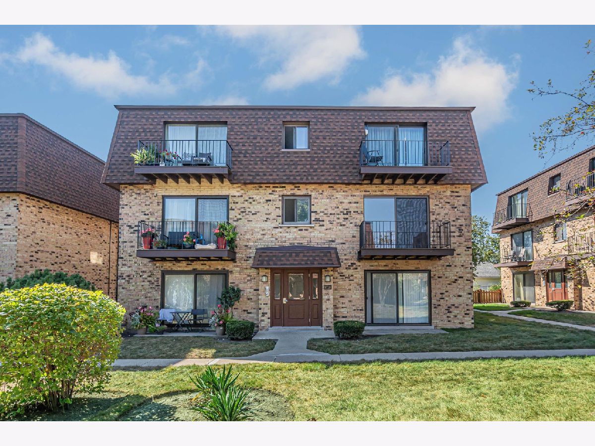 Condominiums Sold La Casa Bianco Des Plaines Illinois, 9718 Bianco