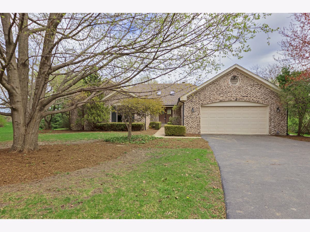  Rented Kildeer Illinois, 22975 Hilandale