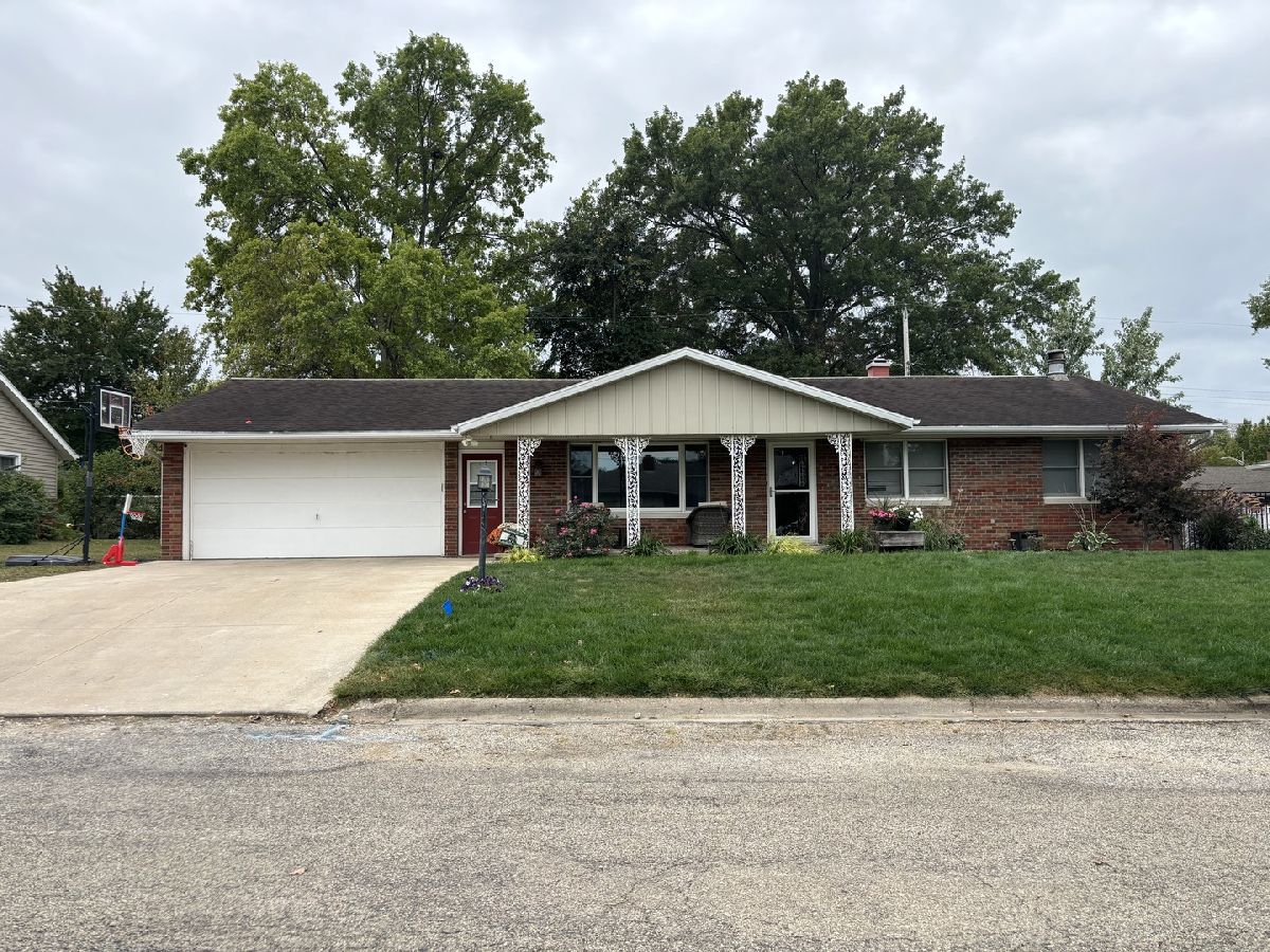  Sold Lacon Illinois, 906 Park