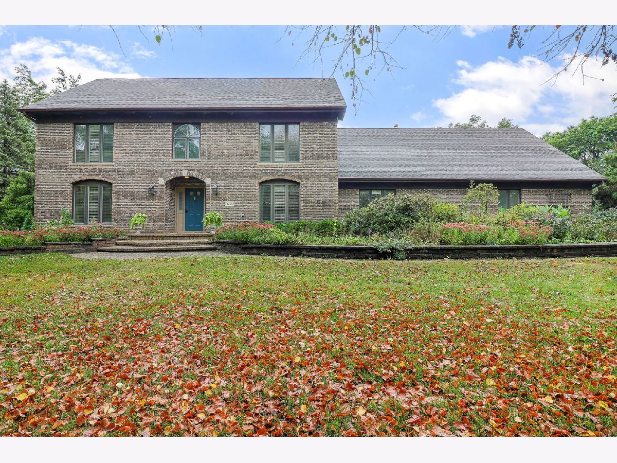 Homes Sold Fox Hills Estates Lemont Illinois, 13209 Red
