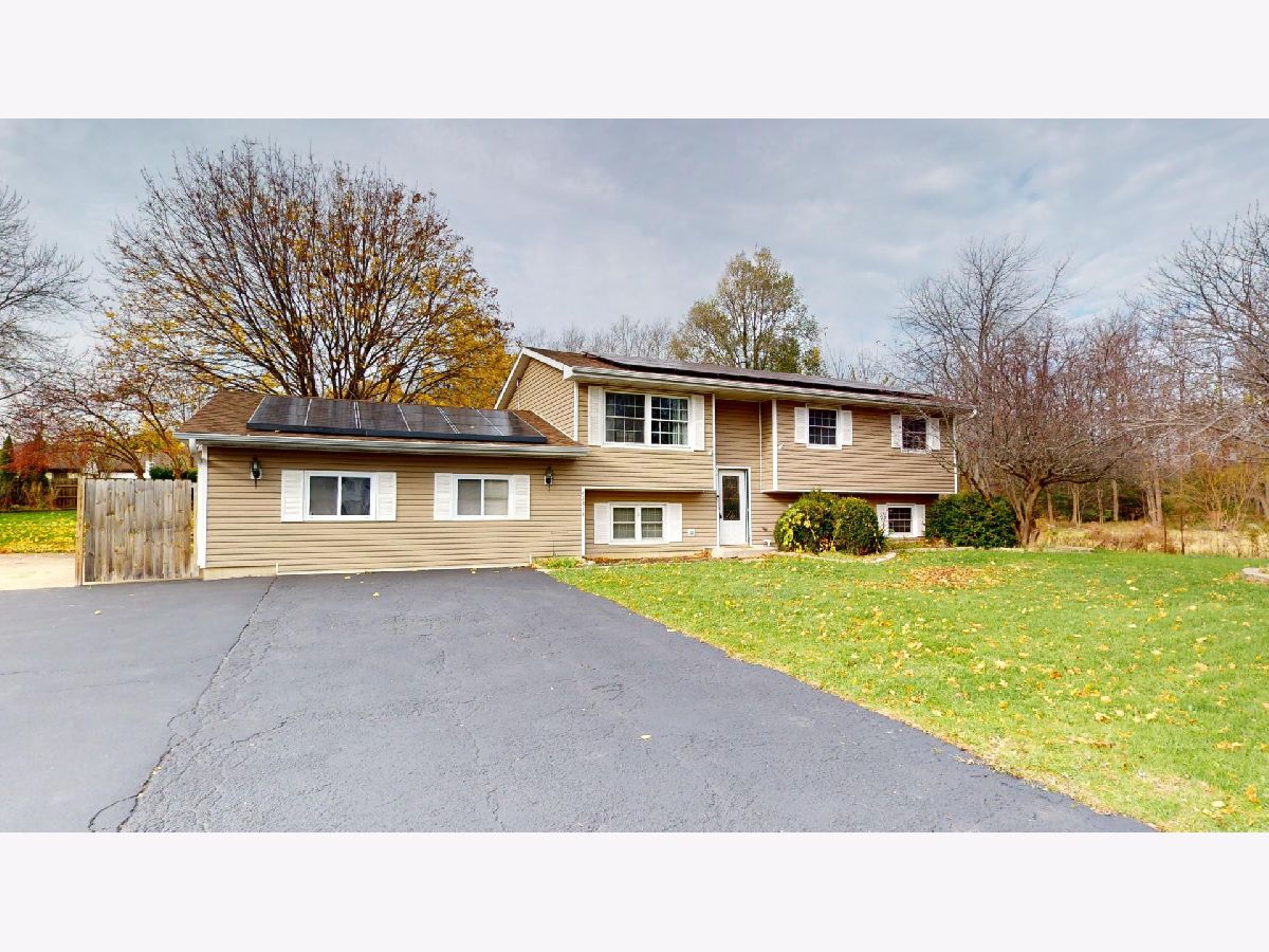 Homes Sold Bartletts North Shore Acres Zion Illinois, 42314 Thorpe