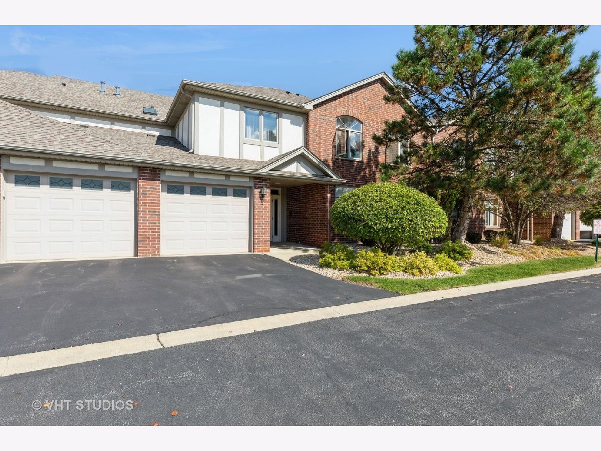 Condos & Townhomes & Homes Sold Misty Pines Tinley Park Illinois, 6252 Kallsen