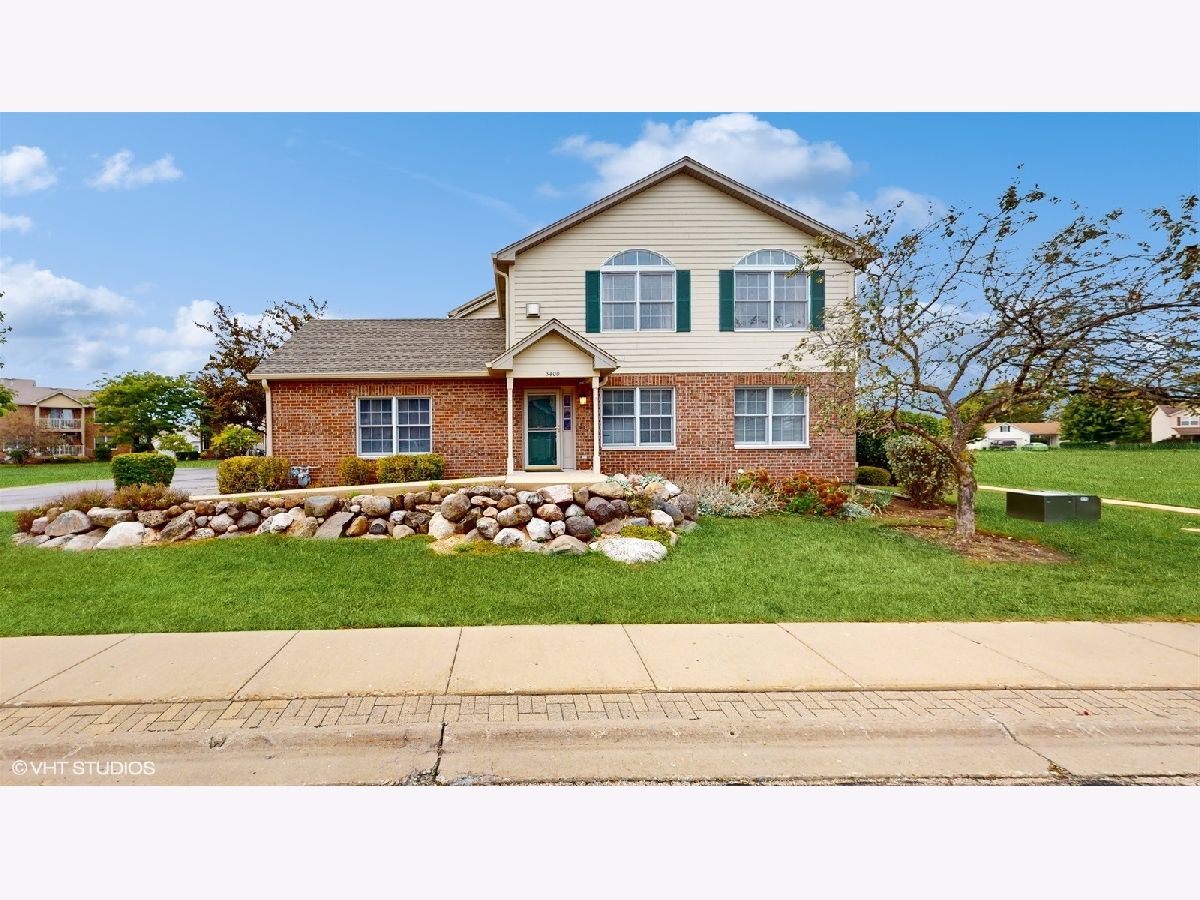 Townhomes & Condos & Homes Sold Abbey Ridge Mchenry Illinois, 5400 Cobblers