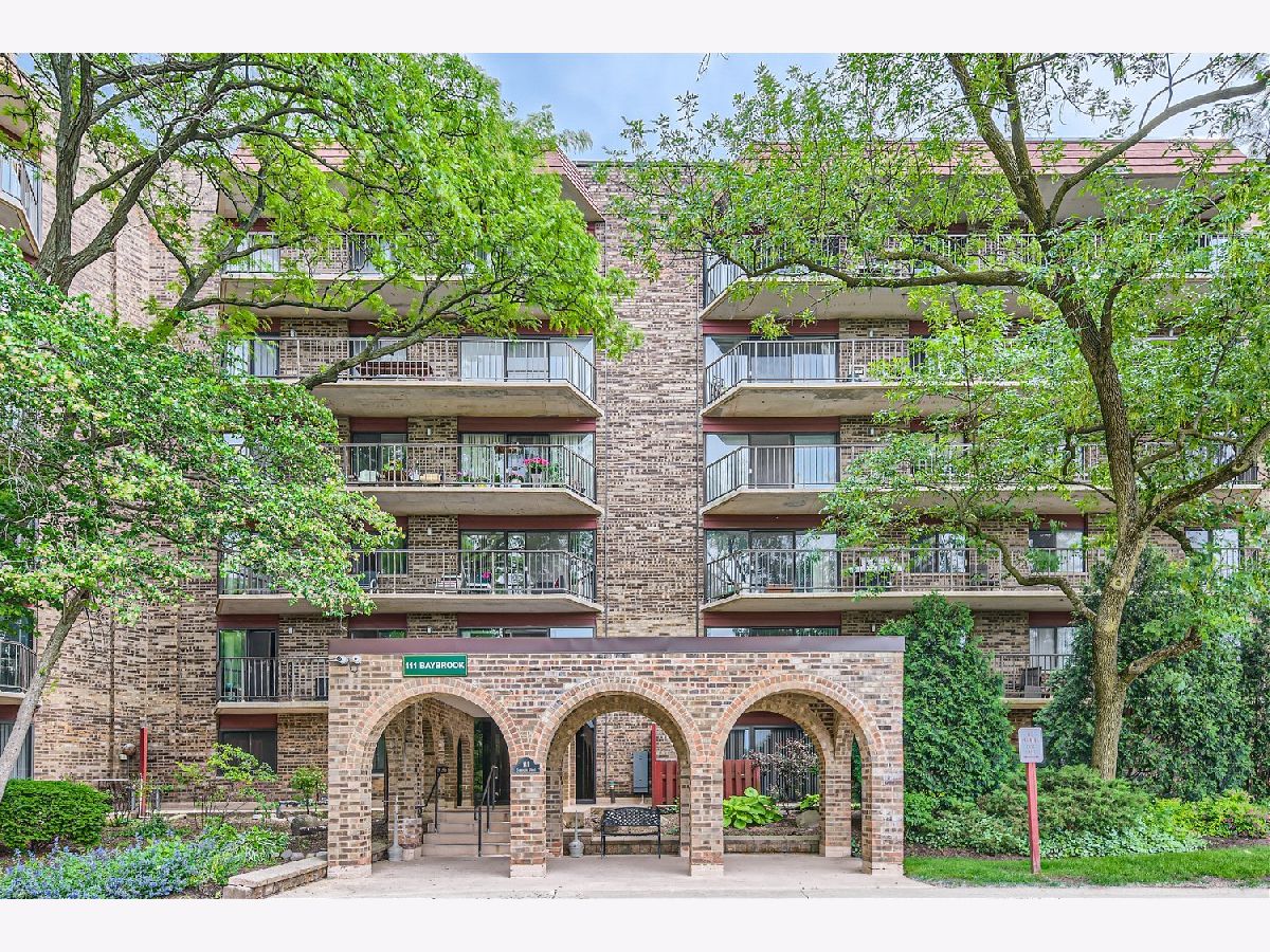 Condominiums Sold Baybrook Palatine Illinois, 111 Baybrook