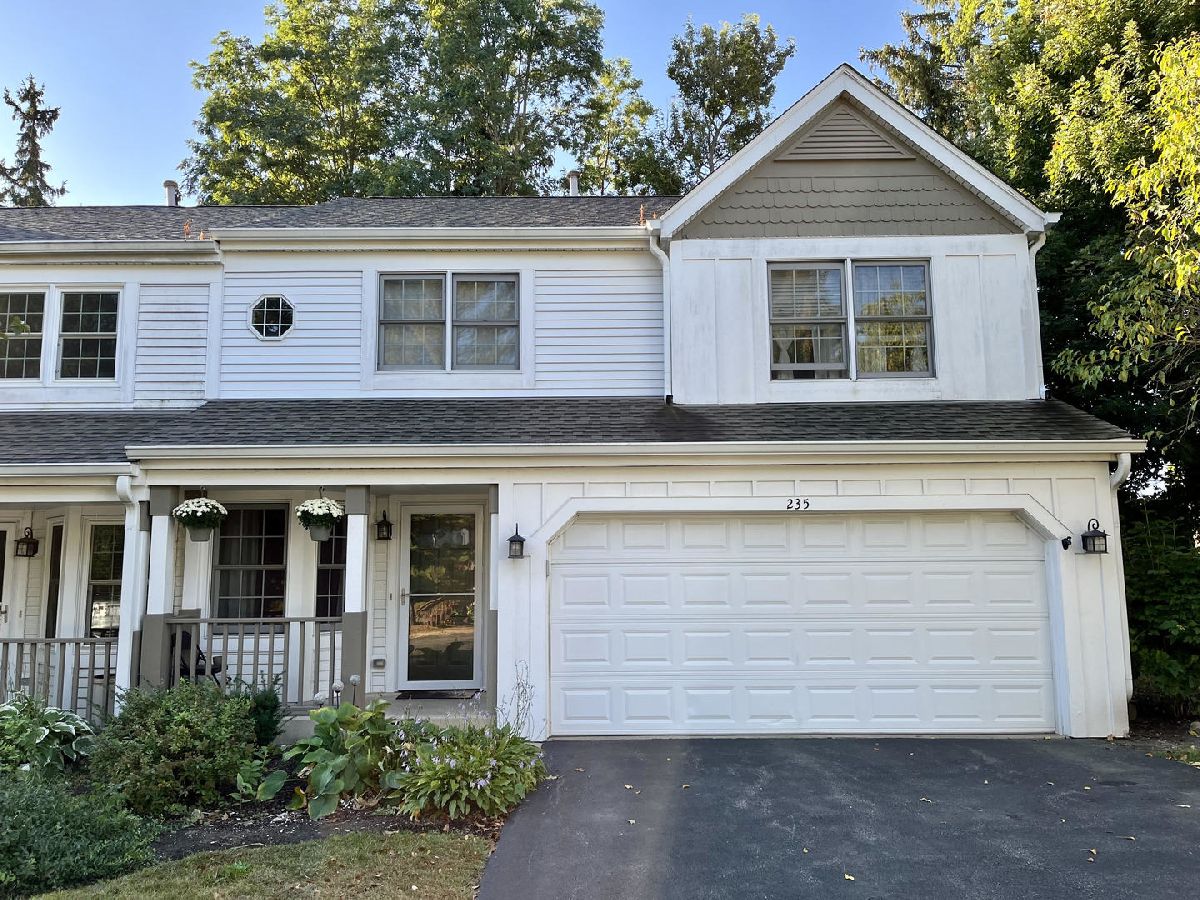 Townhomes Sold Spring Point Carpentersville Illinois, 235 Spring Point