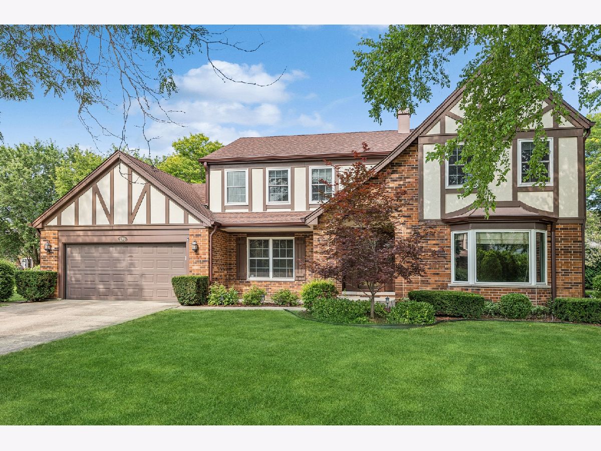 Homes Rented Winchester Estates Libertyville Illinois, 1205 Brian