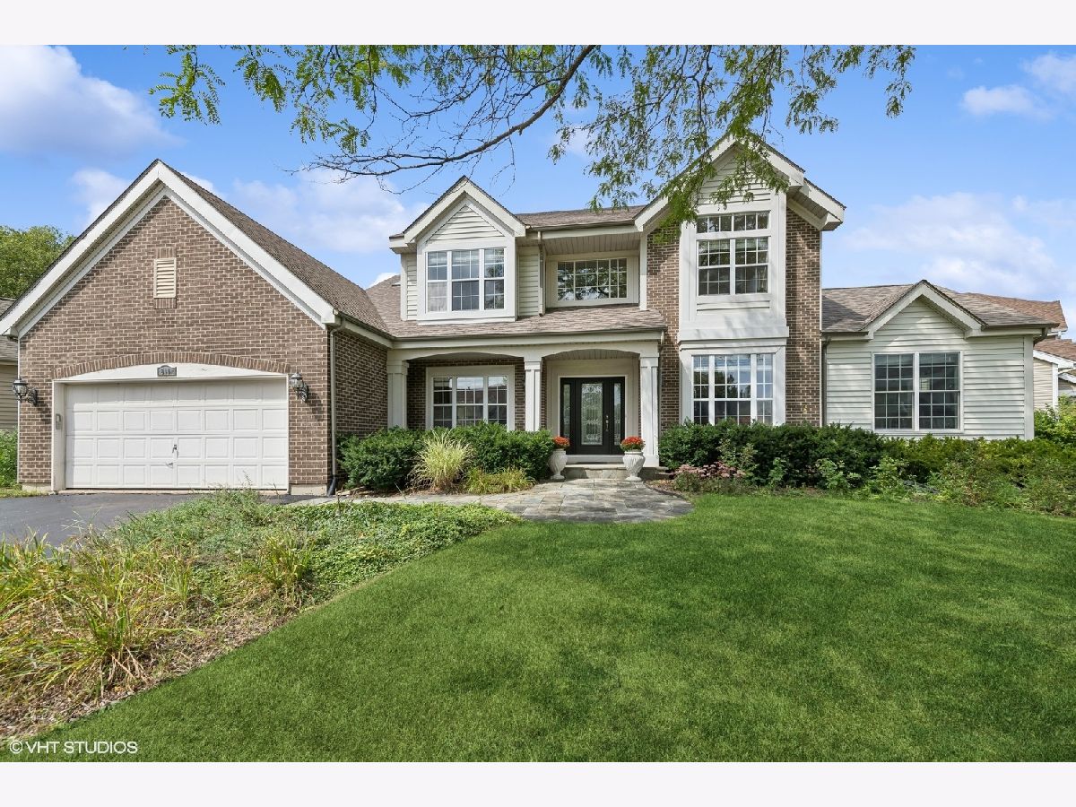 Homes Sold Hunters Creek Lake Zurich Illinois, 811 Foxmoor