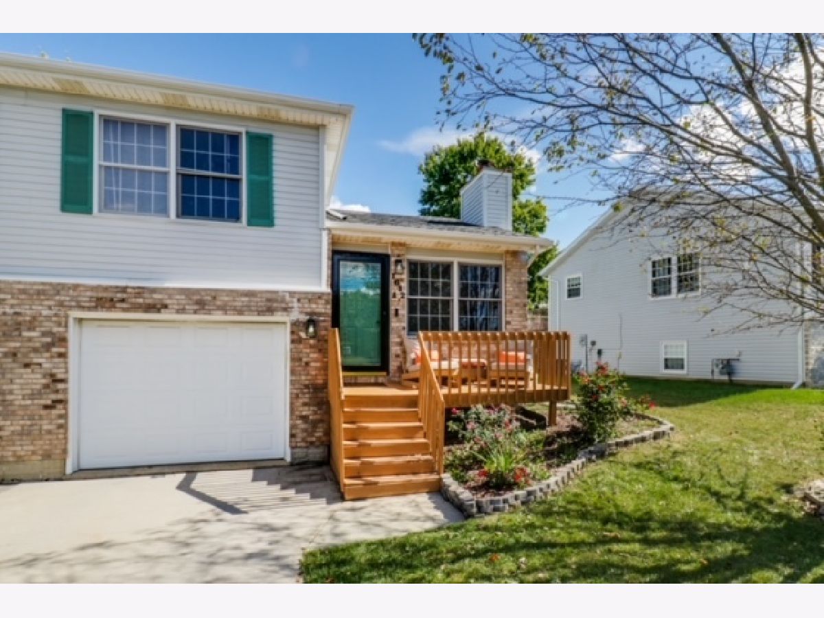 Homes & Condos & Townhomes Sold Carriage Hills Normal Illinois, 1612 Beech